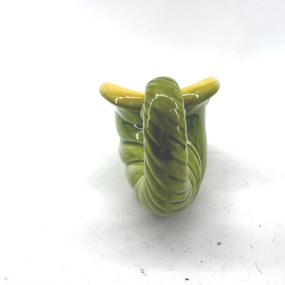 Haegar VTG Ceramic Cornucopia Planter MCM Green Yellow USA Horn of Plenty Decor